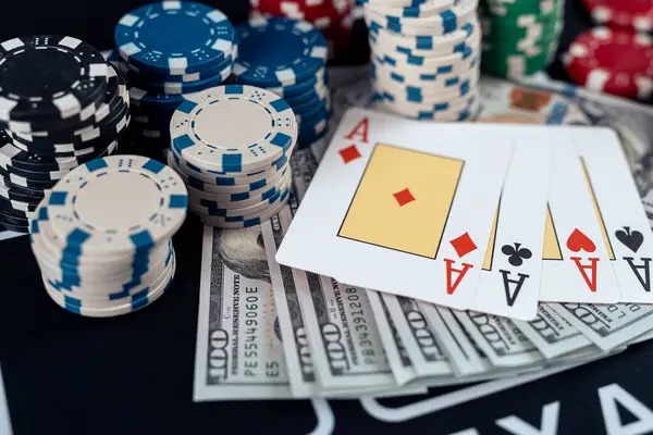 toman toto Bingo with Live Callers, Real Cards
